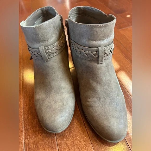 Taupe Bootie - Picture 4 of 5